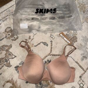 SKIMS Bra 34C NWT